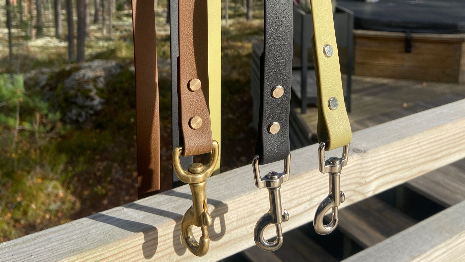 Enfärgade Biothane koppel